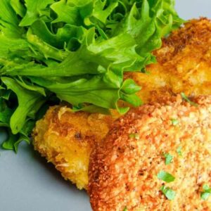 Crispy Chops Delight A Tantalizing Recipe for Breaded Pork Chops serve and savor