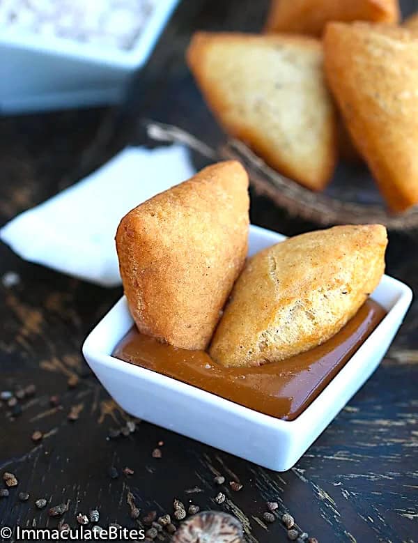 For a soul food treat, two easy mandajjis are dipped in rich caramel sauce.