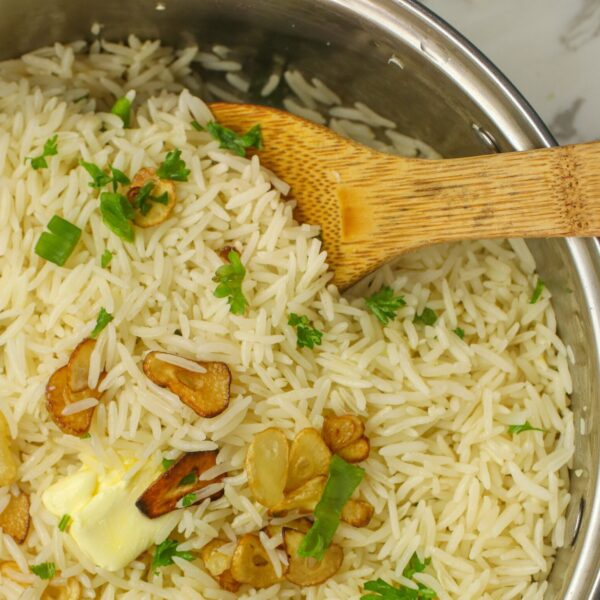 Garlic Rice Recipe - Immaculate Bites
