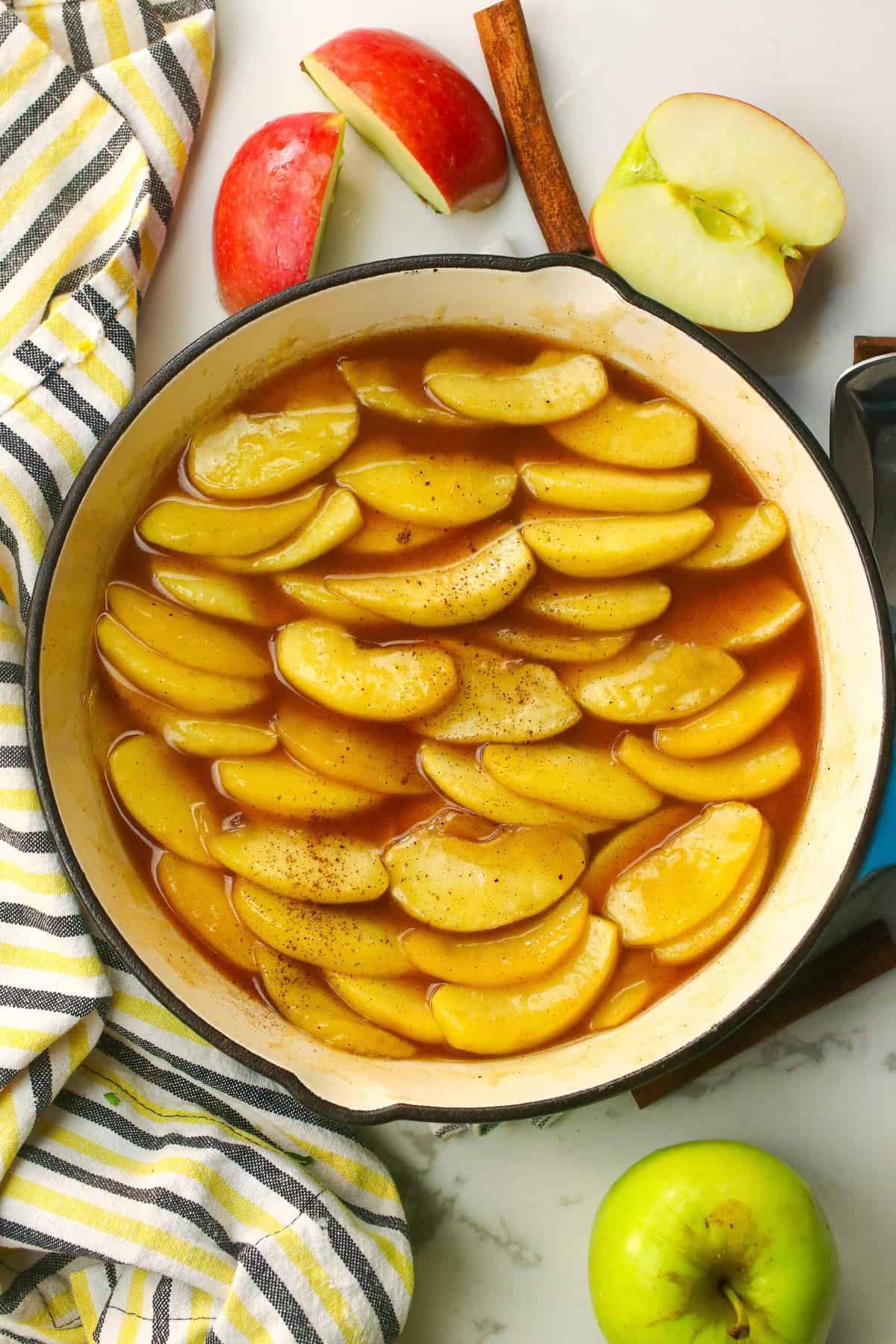 A skillet full of the finished fried apples recipe.