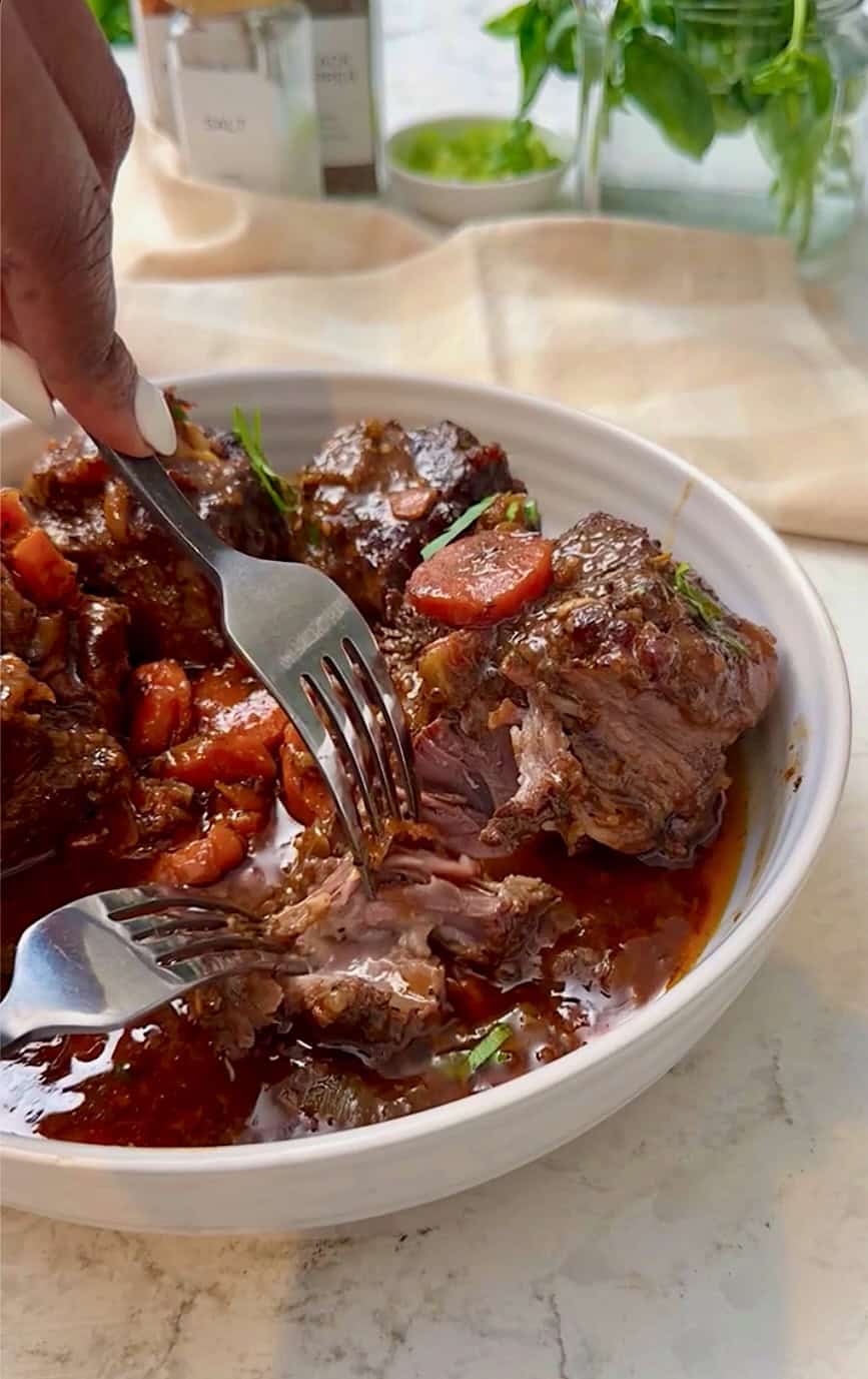Fork tender braised oxtails ready to enjoy.