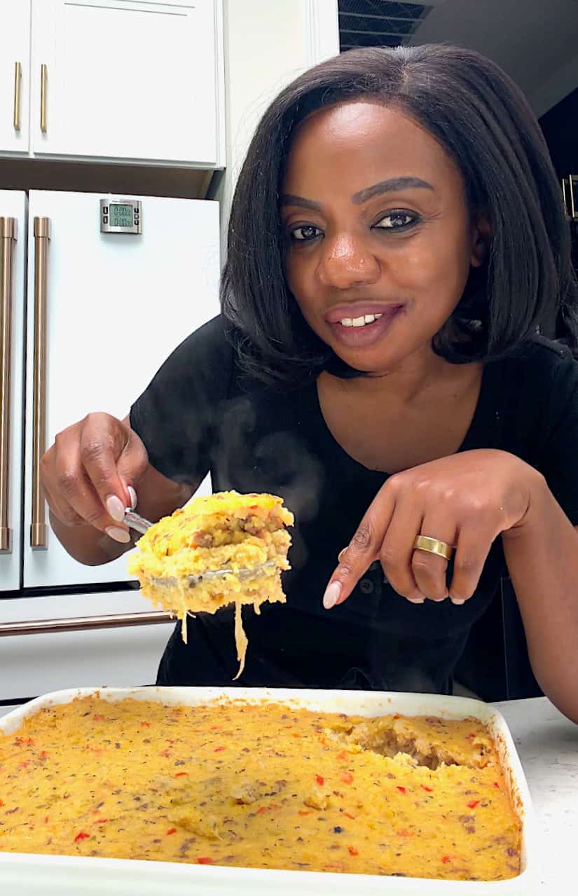 Imma serving up a delicious cornbread dressing for a happy family.